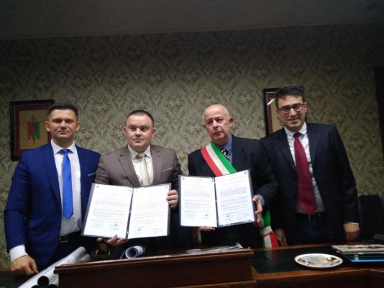 Подписан Договор о побратимстве между станицей Новопокровской и городом Каманья Монферрато