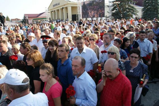 в Крымске открыли мемориал  в память о жертвах наводнения