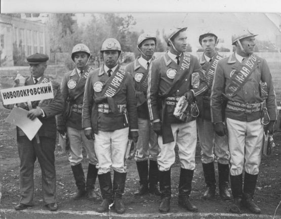 Чемпион края по пожарно-прикладному виду спорта – команда совхоза «Незамаевский» (1970 год)
