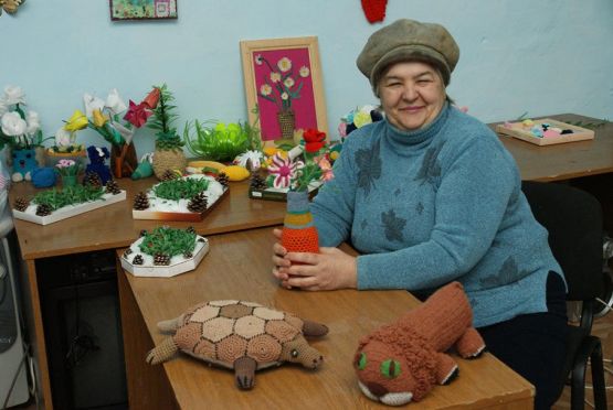 Светлана Николаевна Руденко любит дарить свои работы родственникам и односельчанам