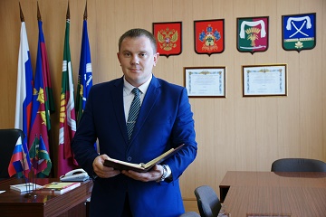 Исполняющий обязанности главы Новопокровского сельского поселения Александр Свитенко