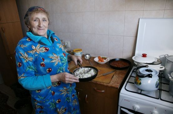 Татьяна Николаевна Скороходова вкусно кормит работников кооператива