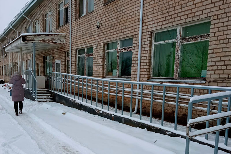 В участковой больнице станицы Калниболотской для маломобильных граждан построен пандус