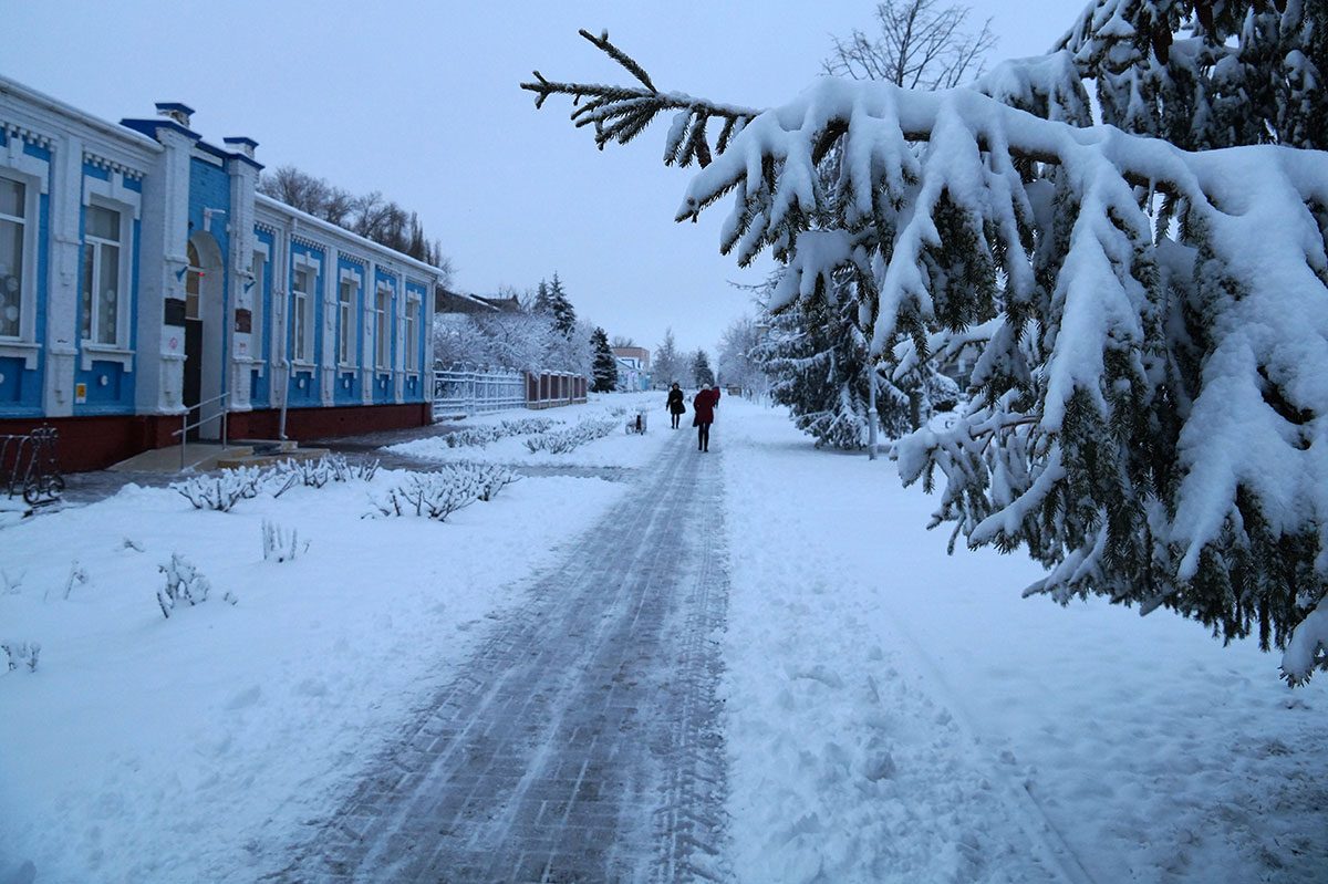 Станица Новопокровская недолго была накрыта снегом
