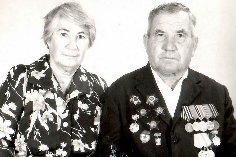 Семён Васильевич  Полянский и его жена Елена Николаевна (1986 год). / фото предоставлено автором