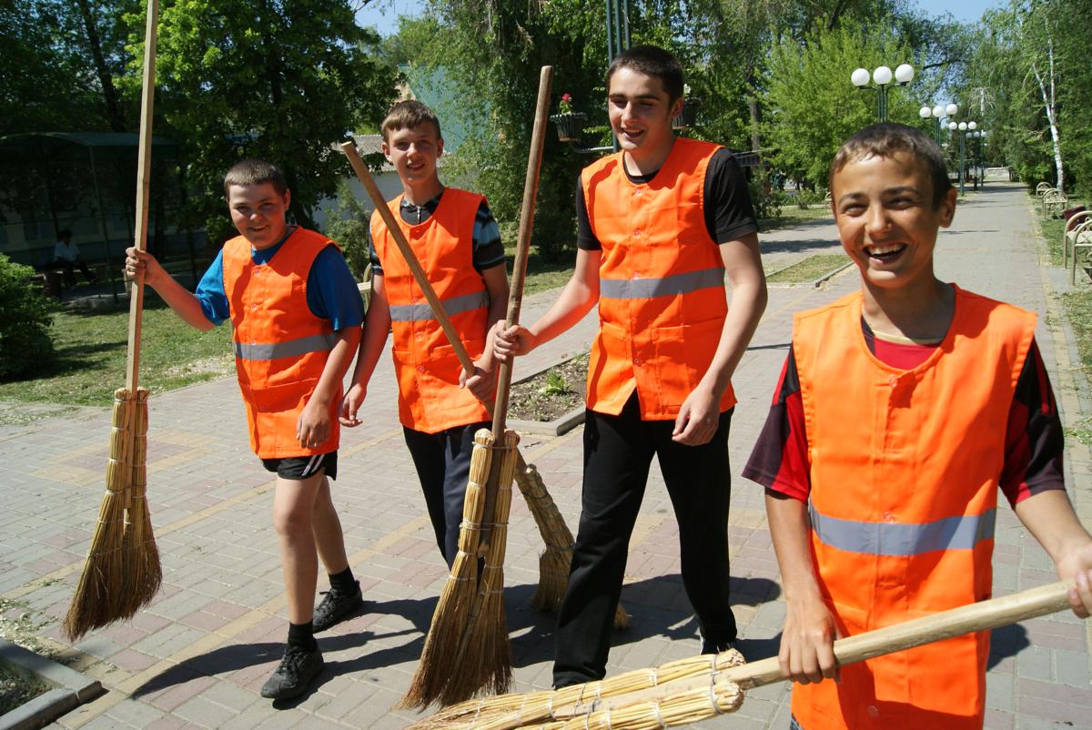 Труд несовершеннолетних картинка